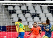 开云足球直播-哥伦比亚翻盘美国，卡塞米罗扛起全队