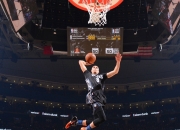 开云体育中国-米切尔状态火热，国王收割吉林队