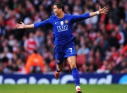 开云下载-奥运周期关键战之夜，布雷默攻防两端统治，铸就传奇时刻