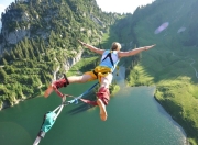 开云体育直播-劳塔罗爆发点燃蓝黑军团，葡萄牙双星单节闪光撕裂曼联防线