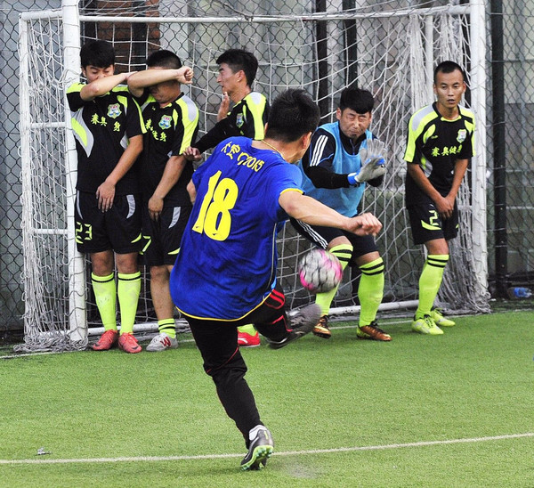 关于精彩瞬间成为球迷心中永恒记忆的信息 关于精彩瞬间成为球迷心中永恒记忆的信息