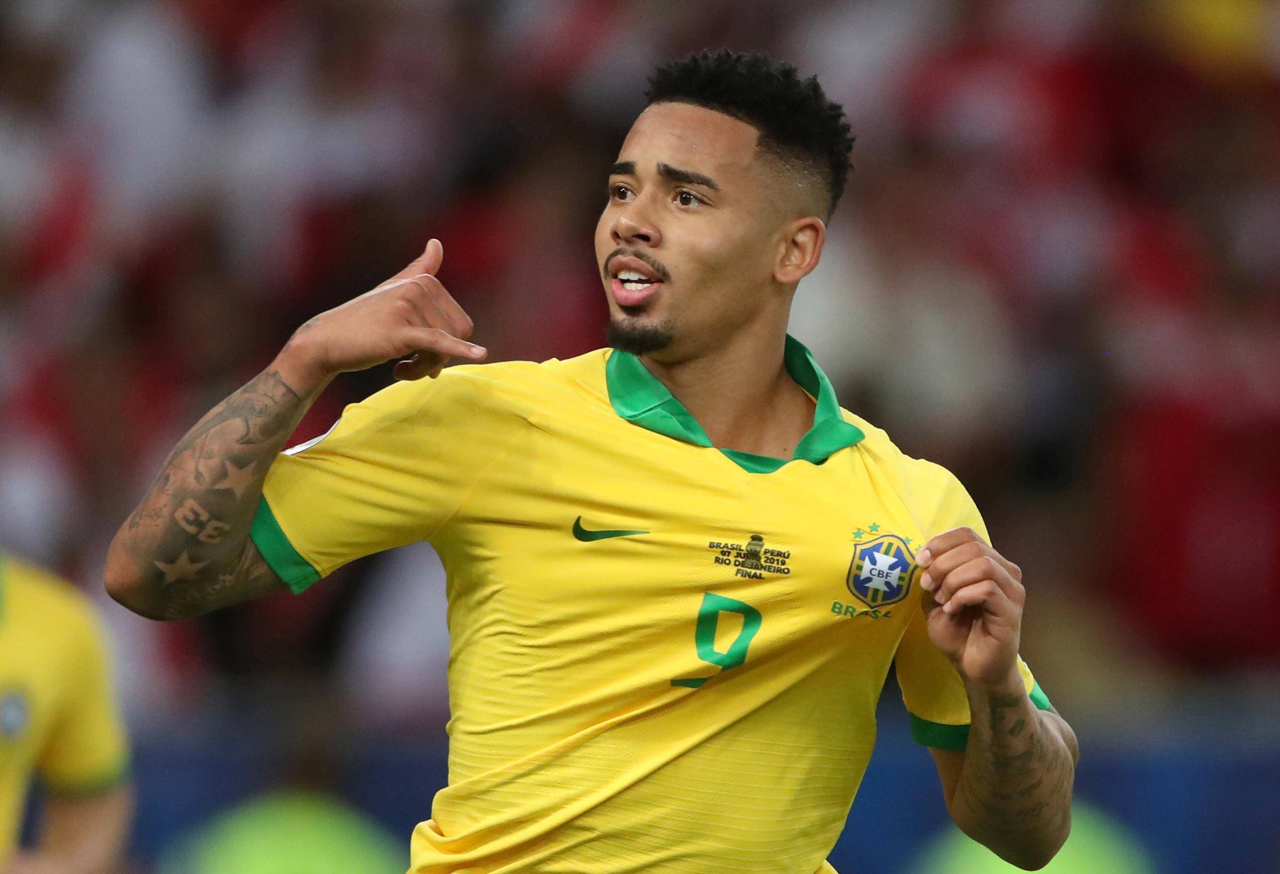 关于厄瓜多尔前锋放弃国际生涯转而回归家乡俱乐部的信息 关于厄瓜多尔前锋放弃国际生涯转而回归家乡俱乐部的信息