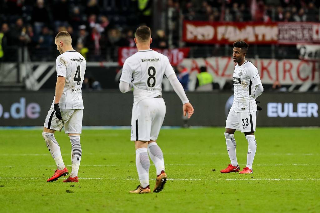 弗赖堡主场不敌对手，德甲前四梦或将破灭的简单介绍