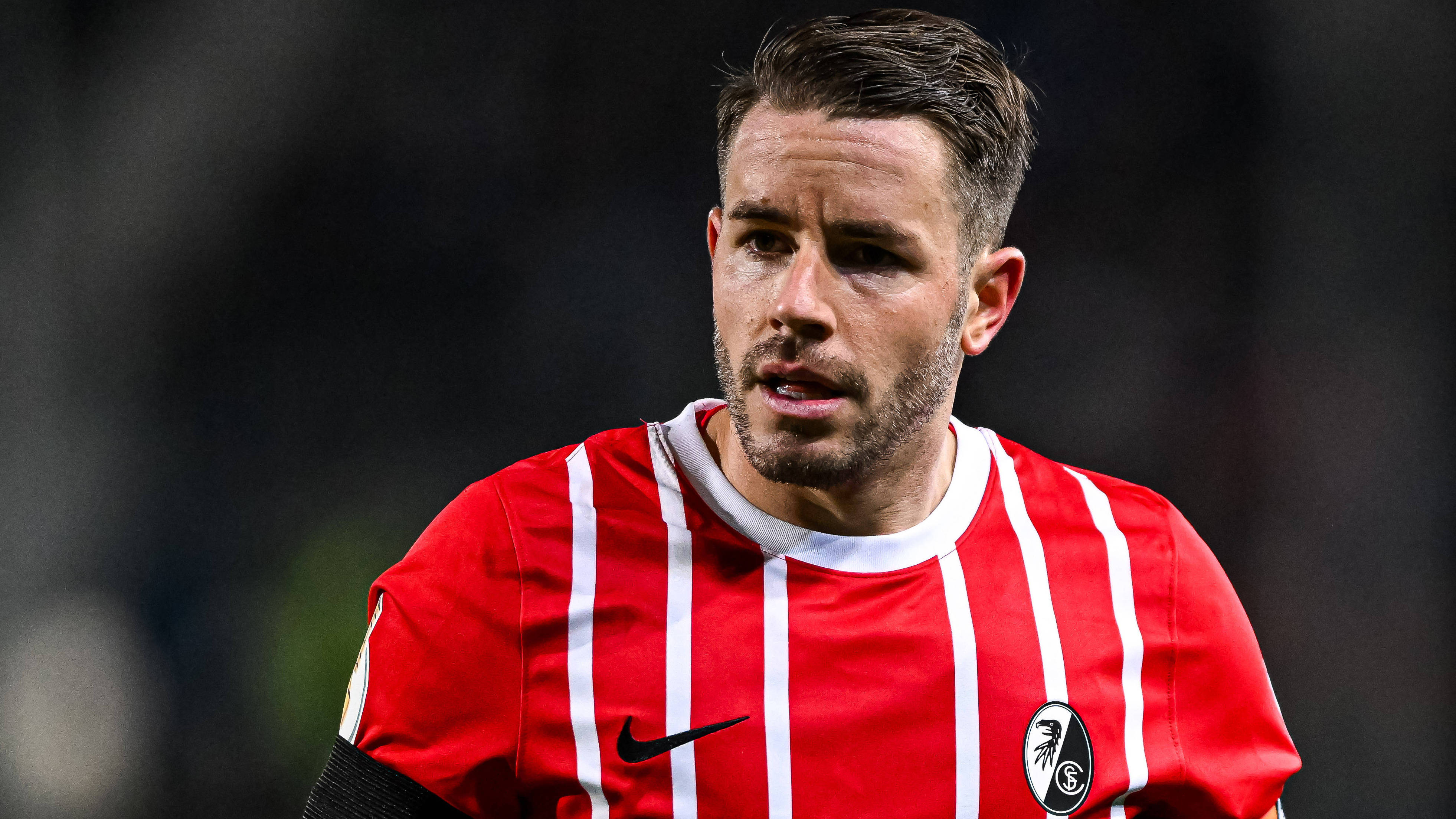 弗赖堡主场不敌对手，德甲前四梦或将破灭的简单介绍