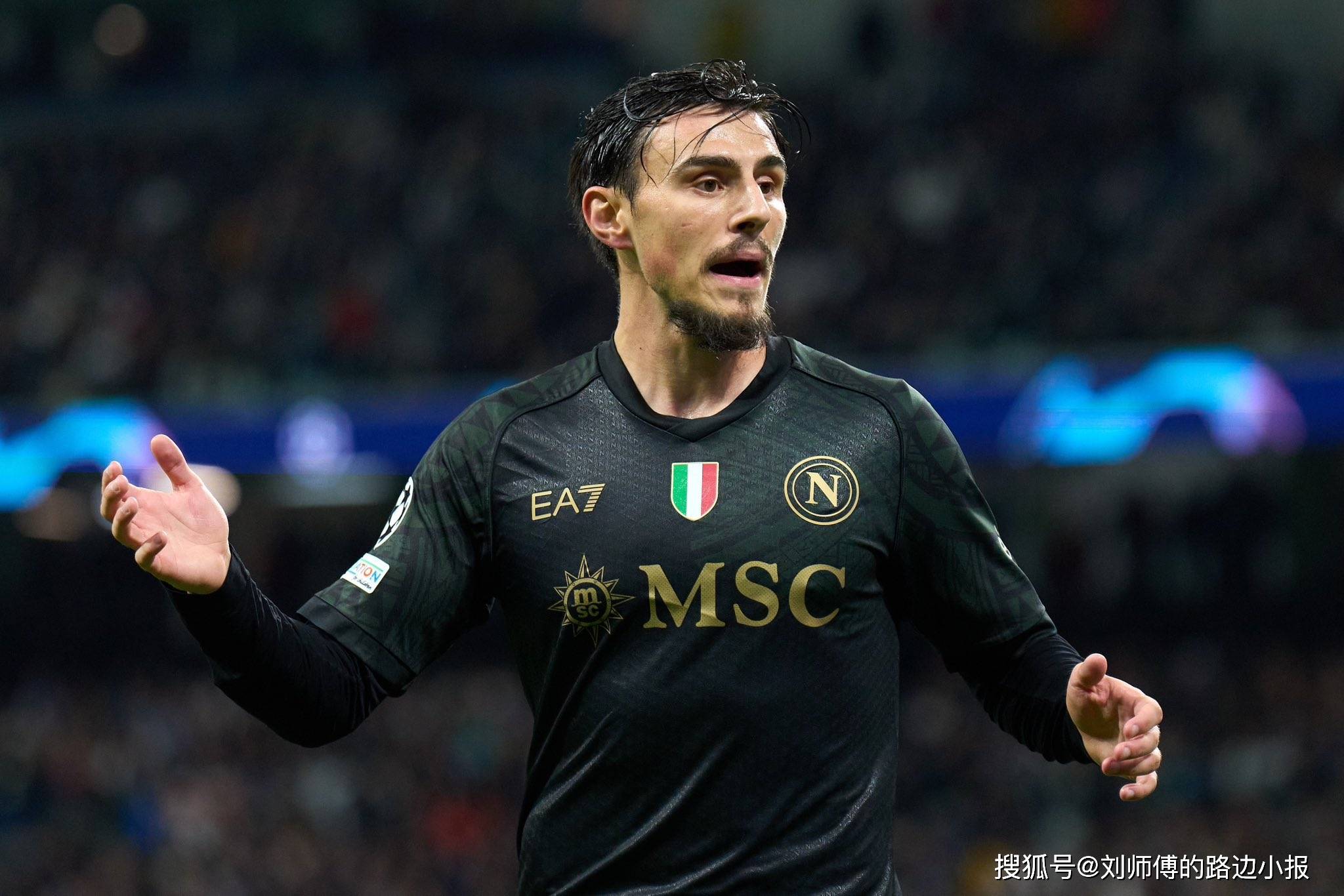 包含曼城后防铁桶般稳固，保持不失球纪录的词条