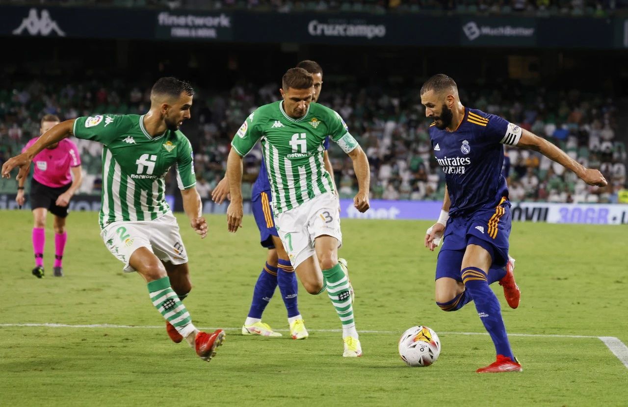 贝蒂斯客场战平,与对手搏斗的简单介绍 贝蒂斯客场战平,与对手搏斗的简单介绍