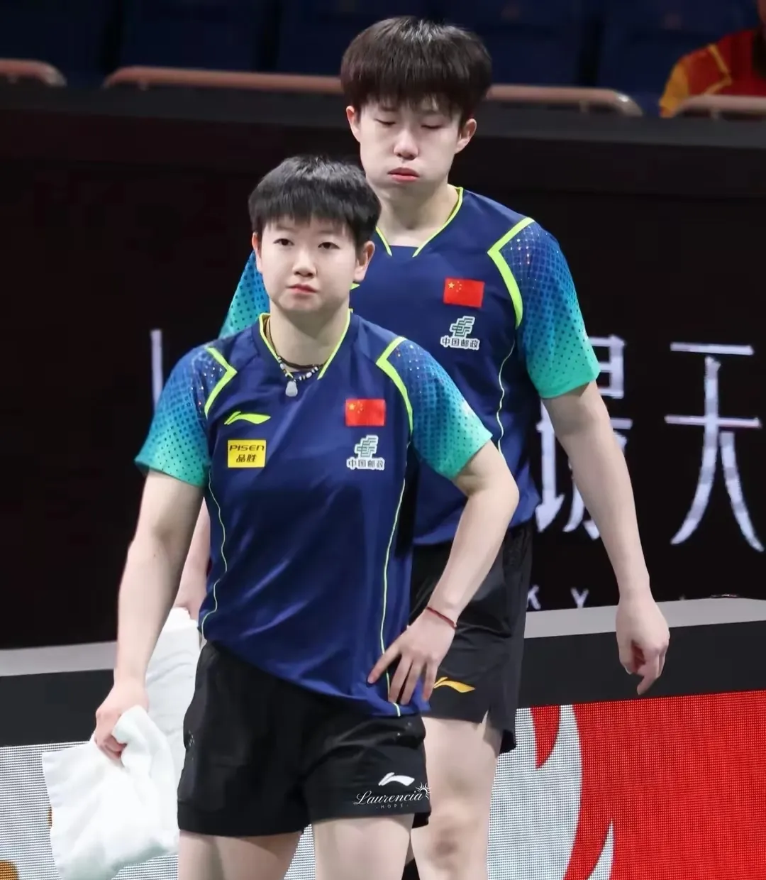 包含韩国乒乓球队绝地反击英国乒乓球队，奥恰洛夫爆发神勇的词条