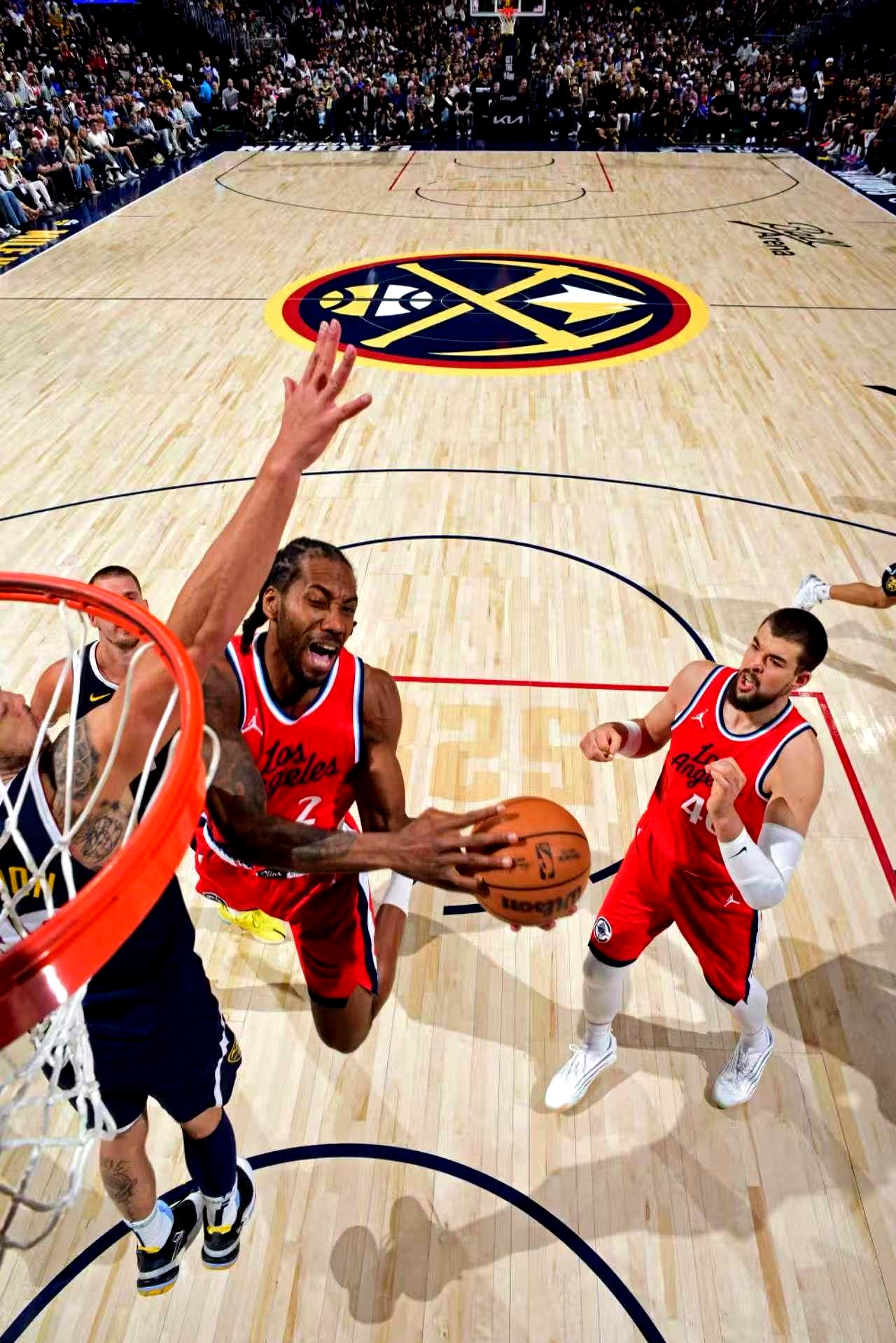 爵士绝杀猛龙,伦纳德带队取胜 爵士绝杀猛龙,伦纳德带队取胜