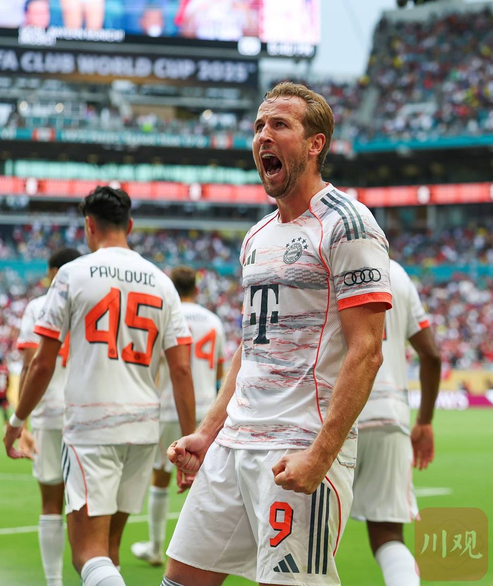 葡萄牙完胜那不勒斯，凯恩惊艳四座