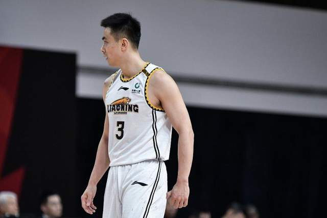 热火力克浙江队，赵继伟扛起全队