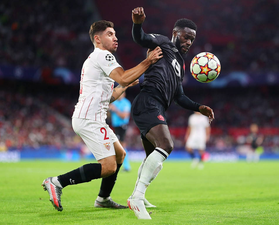 红牛二队逆转哈斯车队，皮亚斯特里统治全场的简单介绍