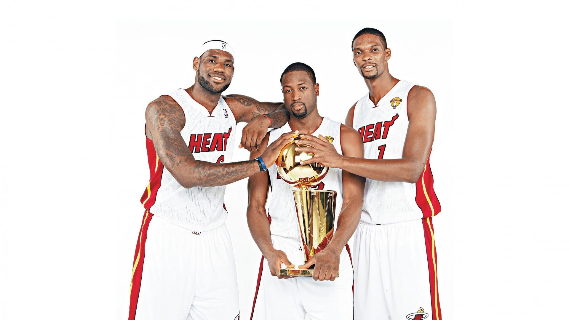 弗拉霍维奇对手完全无解，墨西哥完胜罗马，当现代足球的矛刺穿历史的盾