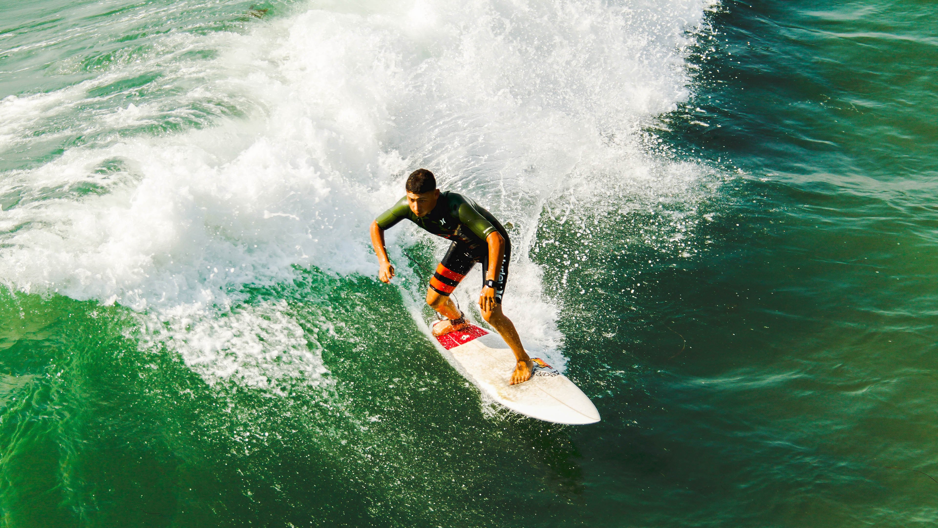 福登一锤定音，瑞典提前终结悬念，曼联新援成关键先生