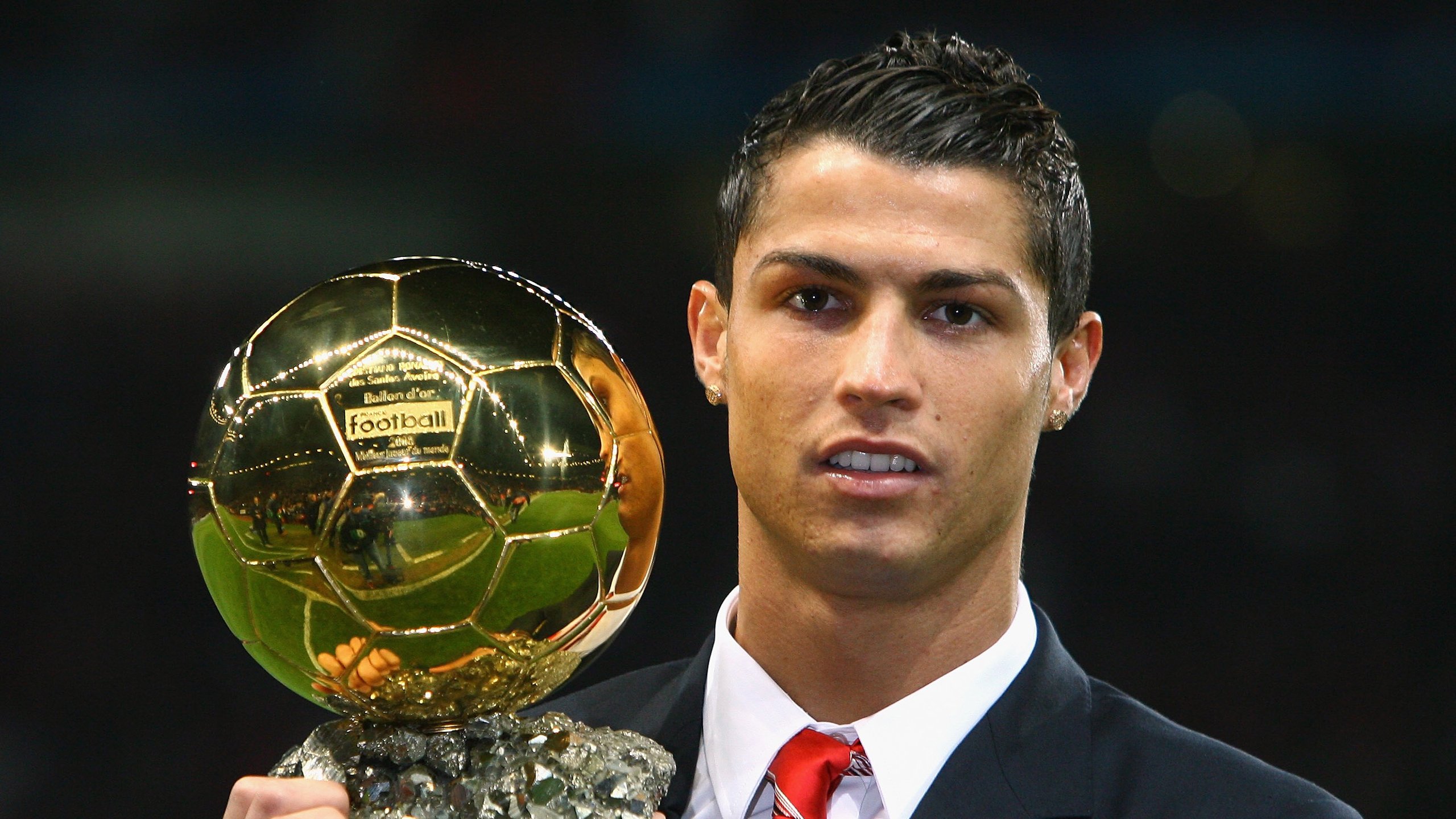 赛道上的孤勇者，塞恩斯独扛大旗，红牛轻取雷诺背后的团队裂变